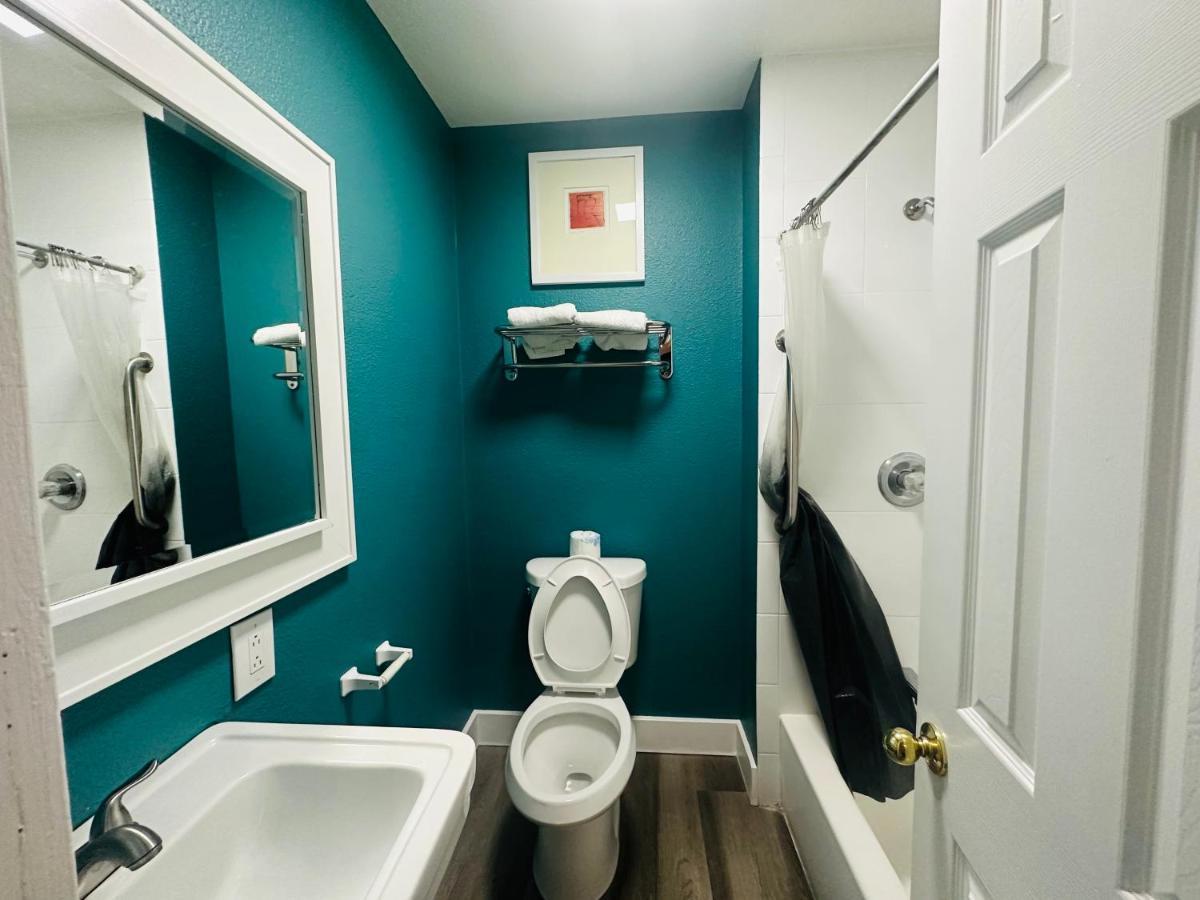 Casa Blanca Inn & Suites Whittier Eksteriør billede